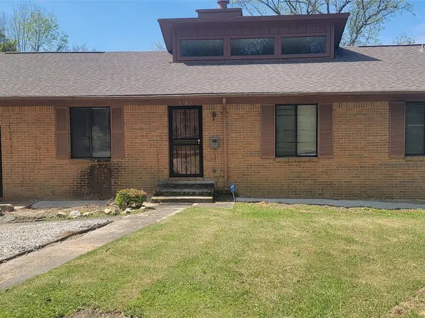 1105 Chambliss St, Tuskegee Institute, AL 36088