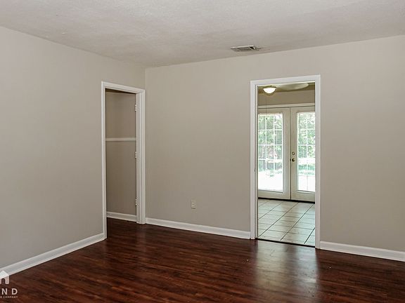 5th image of 14015 Wyandotte Dr SW