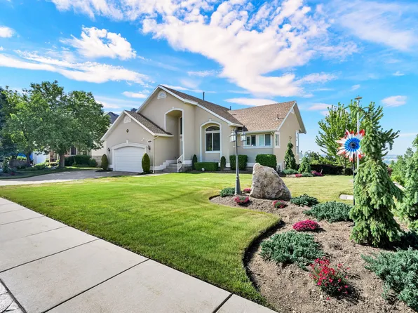 259 E 3725 N, North Ogden, UT 84414