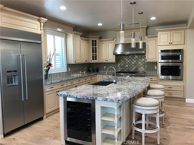 4942 Tamarack Way — Photo 2