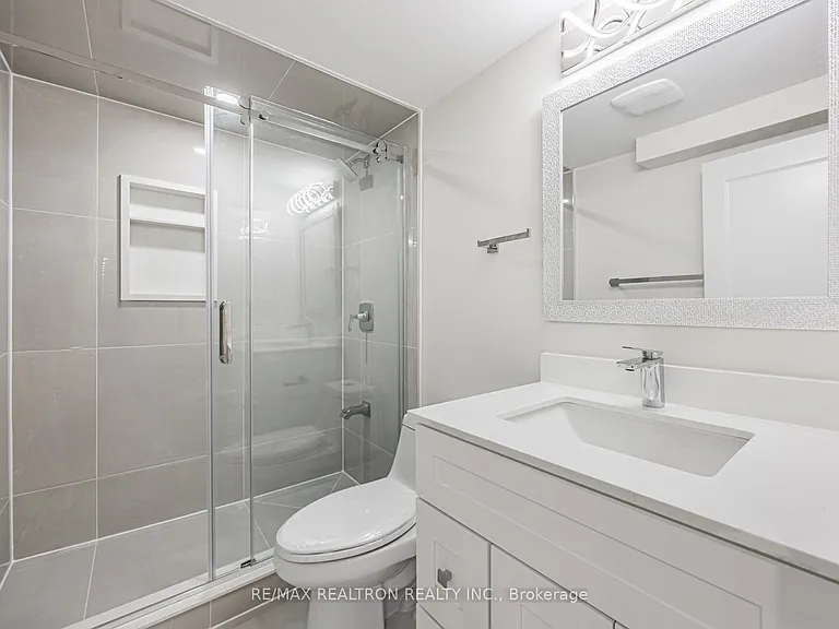 91 McRoberts Cres — Photo 30