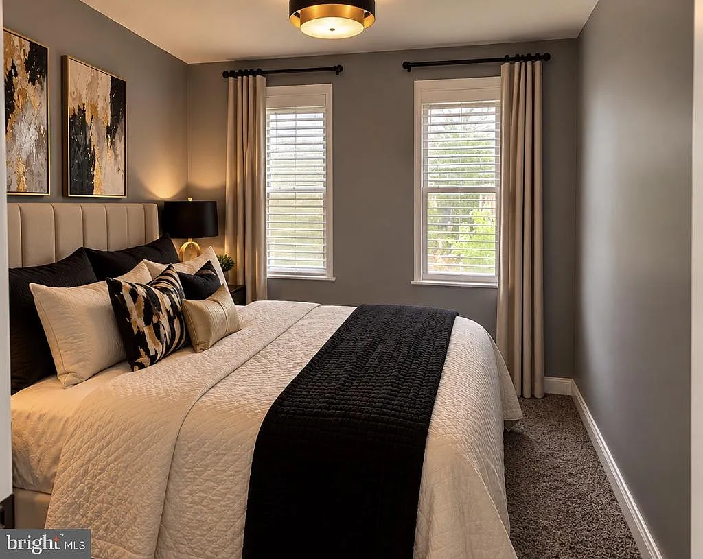3 bed, 1.5 bath, 1306 sqft, $1,750 — Photo 3