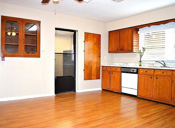 5th image of 1235 Avenue F