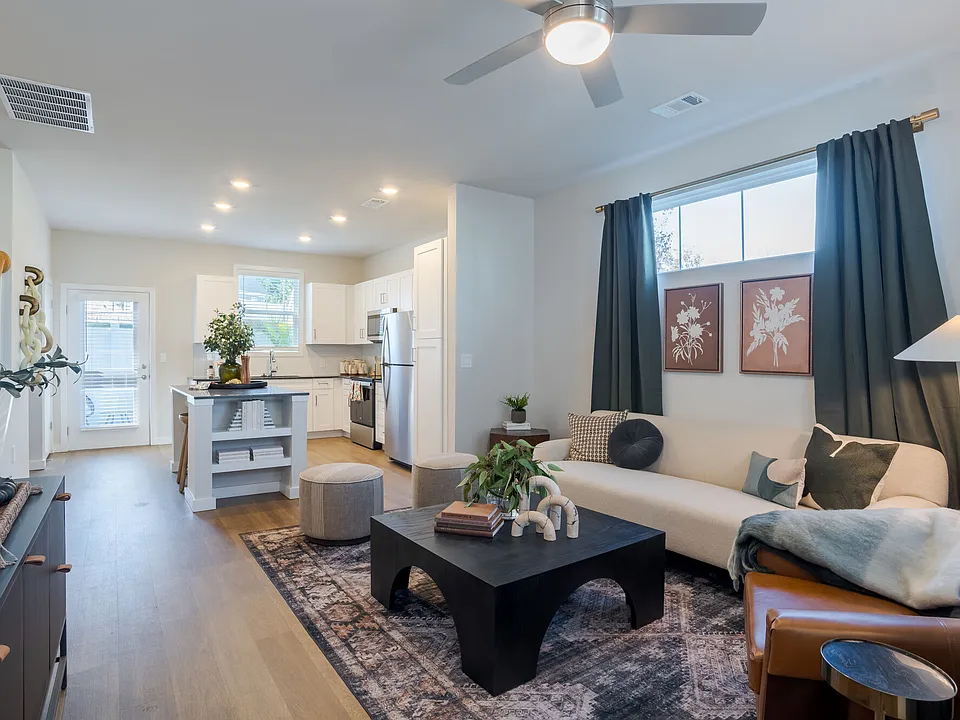 Ascend Cottages At Highland Square apartments community photo