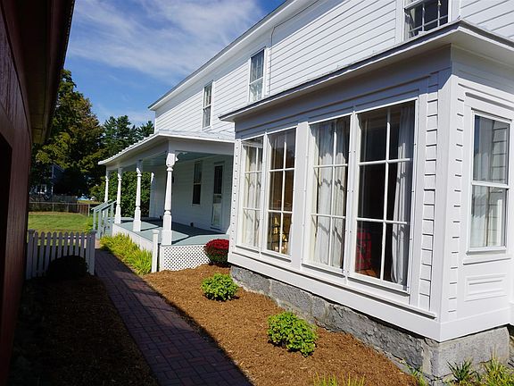2nd image of 9 Leonard St