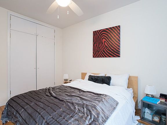 4th image of 315 W 19th St APT 32