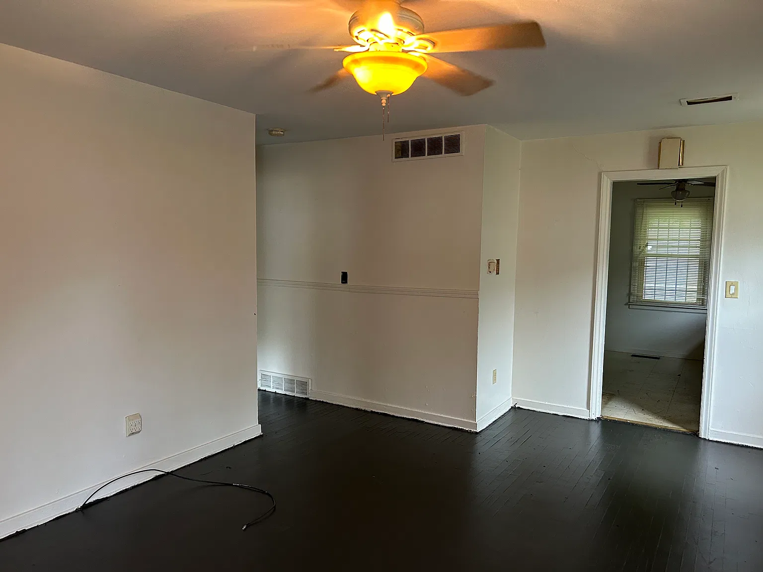 2 bed, 780 sqft, $800 — Photo 2