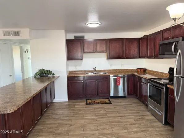 5234 W BANFF Lane, Glendale, AZ 85306