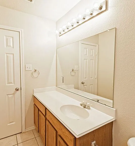 4009 Hidden Meadow Ct — Photo 36