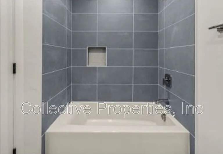 1509 Galveston St #202 — Photo 7