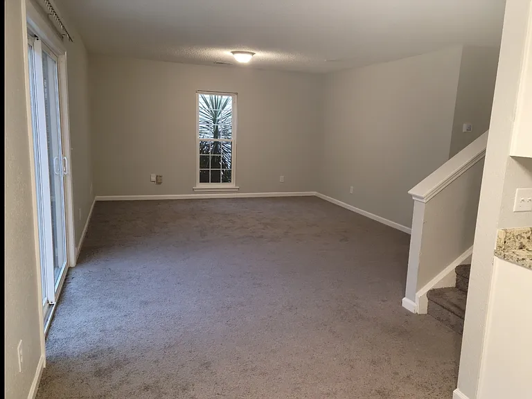 401 Redington Way — Photo 4