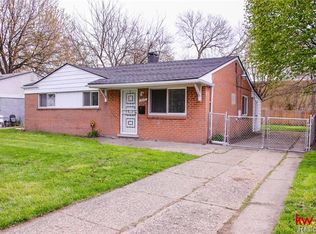 13421 Albany Ave, Oak Park, MI 48237