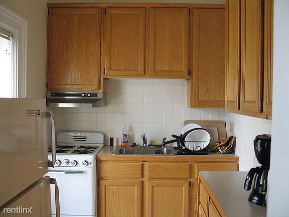 321#3 Kitchen
