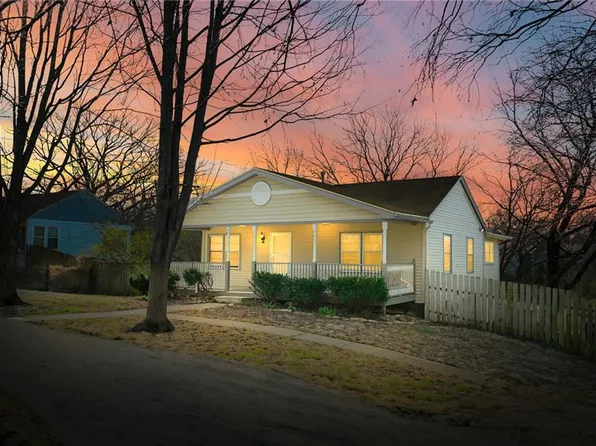 8113 E 79th St, Kansas City, MO 64138