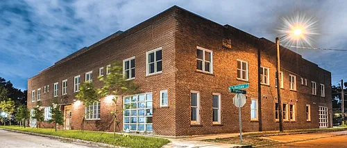 Modern, Industrial Flats in Tampa Heights Photo 1