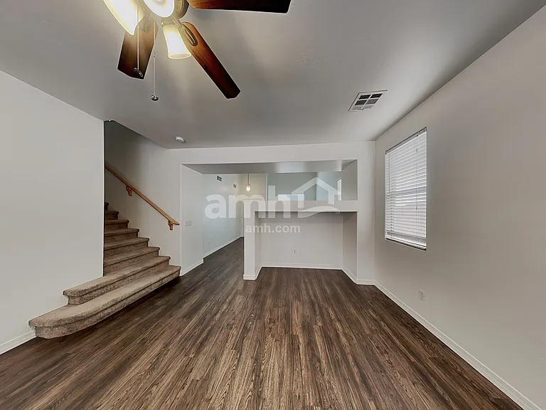 17403 W Langer Ln — Photo 5