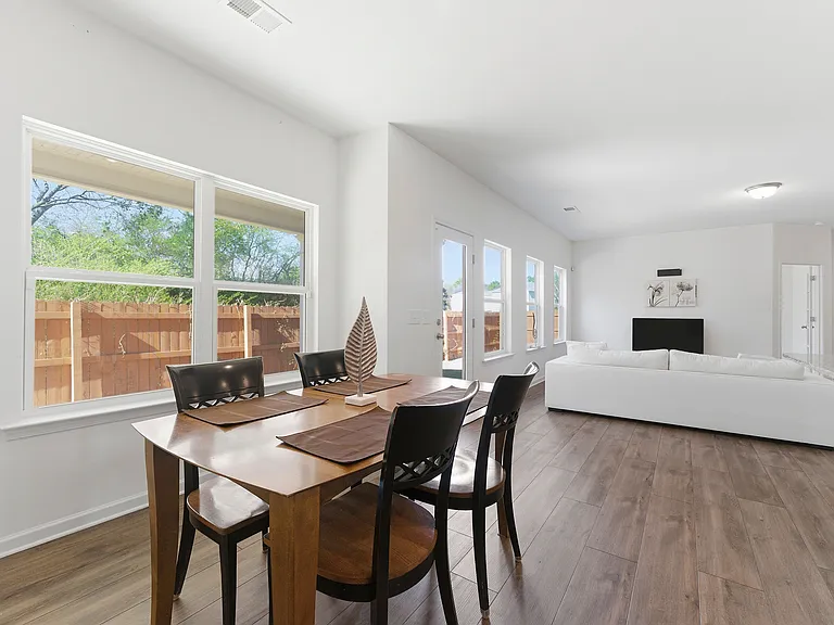 116 Weston Way NW — Photo 8