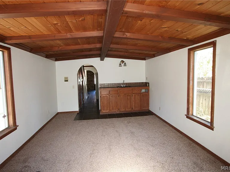 1109 W Aeroplane Blvd — Photo 7