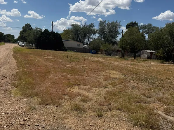 200 W Jackson St, Fritch, TX 79036