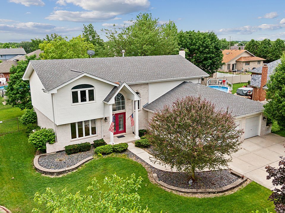 1st image of 19516 Southfield Ln