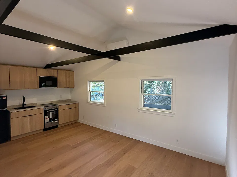 214 S Salinas St #2