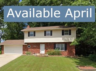 404 Agnes Dr, O'Fallon, IL 62269