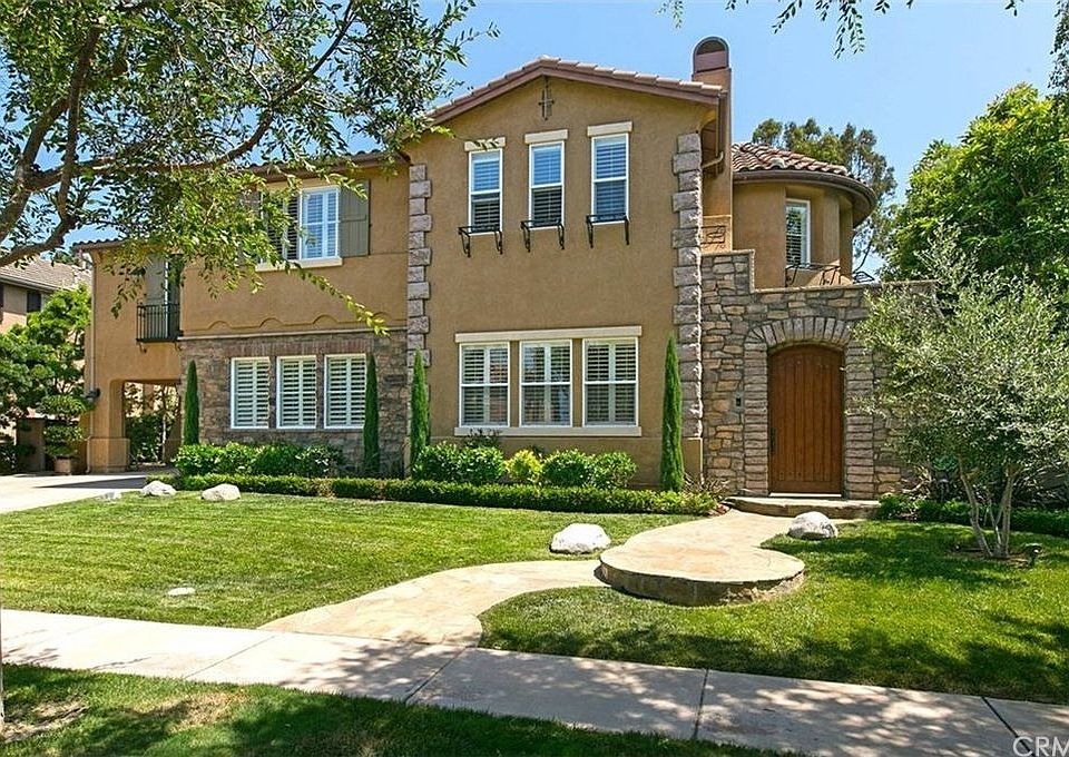 1st image of 831 Lynwood Dr