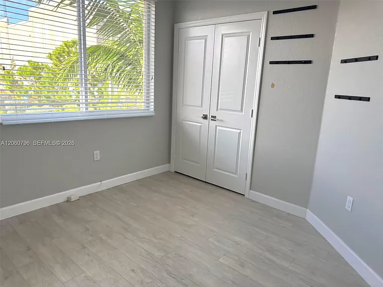 2800 NW 180th St #2800 — Photo 11