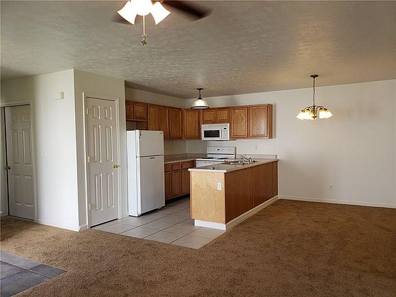 2nd image of 1659 W Kole Dr