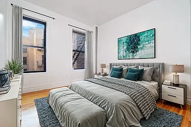 164 Waverly Place, #1C