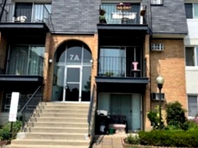 7 E Dundee Quarter Dr #106, Palatine, IL, 60074