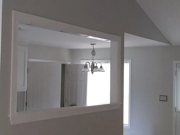 106 Kristina Dr, Selma, NC 27576