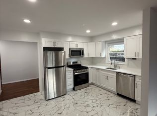 85 Halley St APT 3, Yonkers, NY 10704