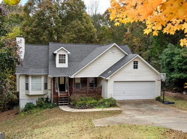 6338 Clearbrook Dr, Flowery Branch, GA 30542