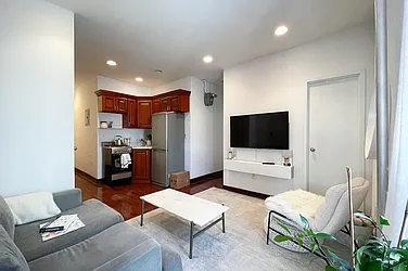 Rented by Nolita Group