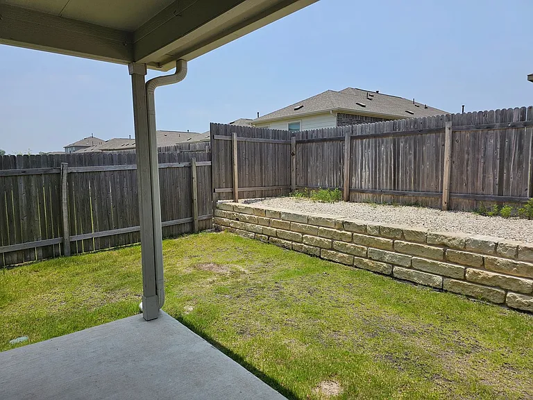 21408 Bird Wing Dr — Photo 33