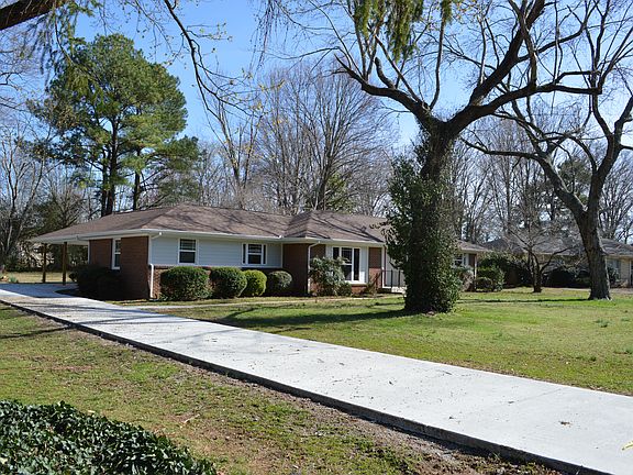 2nd image of 305 Tyne Ave