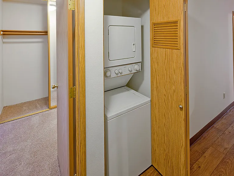 Classic 2x2 Laundry