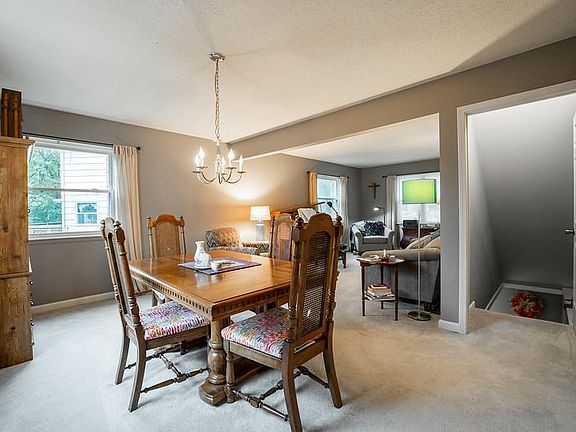 5th image of 7117 NW Chapel Woods Ln