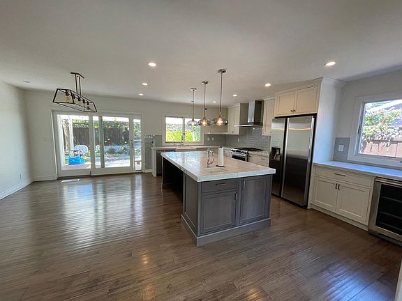 2nd image of 1459 Ilikai Ave
