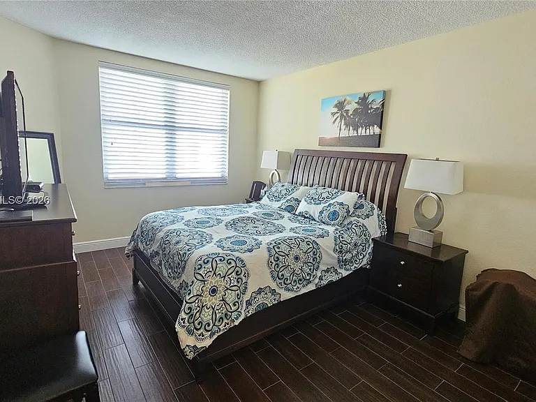 1980 S Ocean Dr #7M — Photo 12