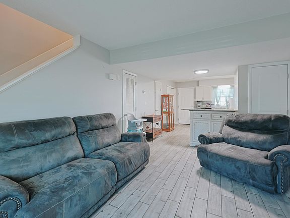 3rd image of 1703 Fawn Vista Dr. N #L3