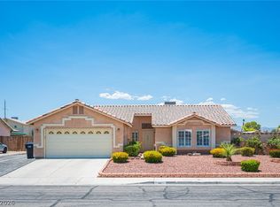 4353 Valley Regents Dr, North Las Vegas, NV 89032
