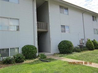1921 Gascony Parc Dr, Lake Saint Louis, MO