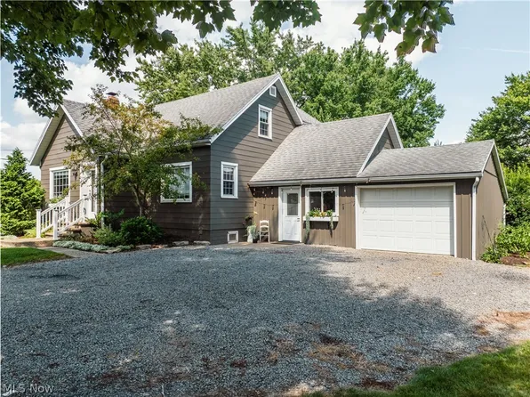 347 Bahler St SW, Sugarcreek, OH 44681