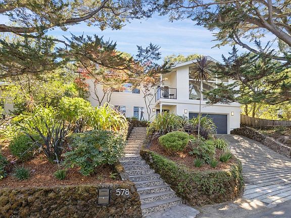 4th image of 578 Chapman Drive