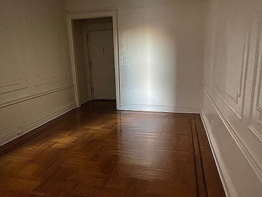 1st image of 140 Fenimore St #B