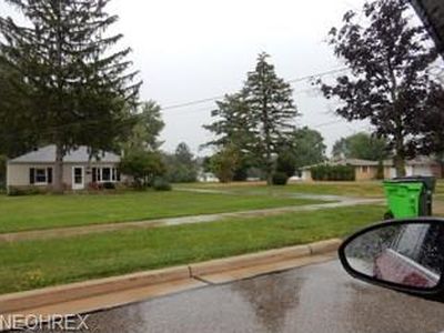 5711 Columbia Dr, Bedford Heights, OH, 44146