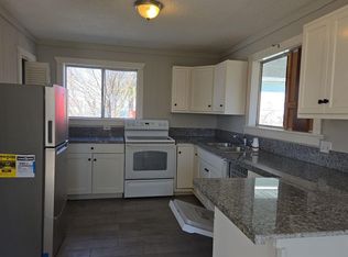123 3rd St #A, Dickinson, TX 77539