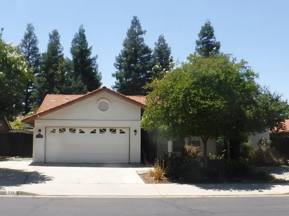 938 Amber Ave, Clovis, CA 93611